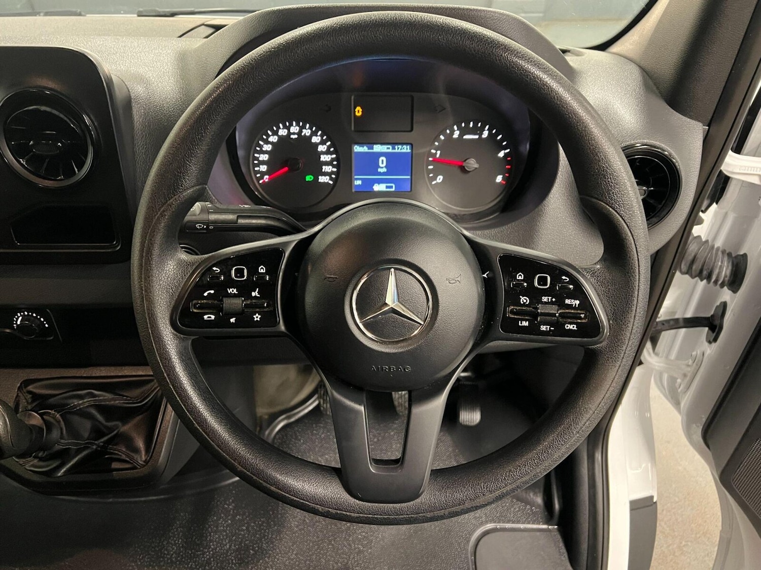 Used Mercedes-Benz Sprinter 2022 for sale - 76375557: Photo 30