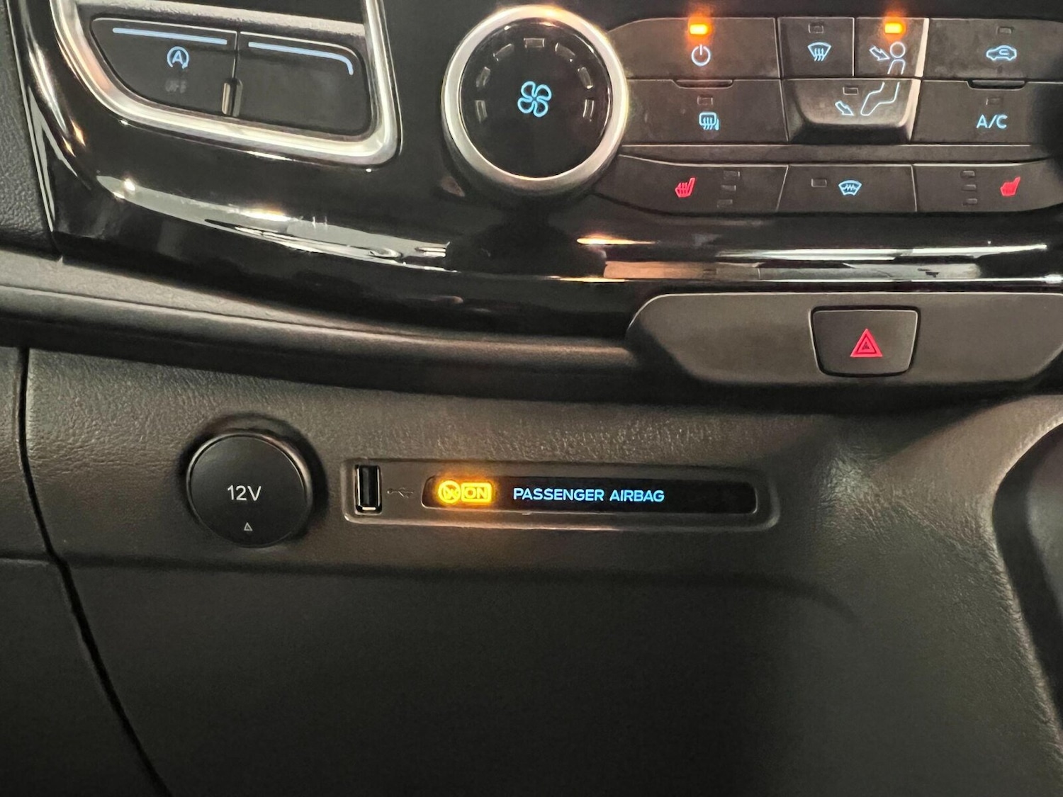 Used Ford Transit Custom 2023 for sale - 76366508: Photo 16