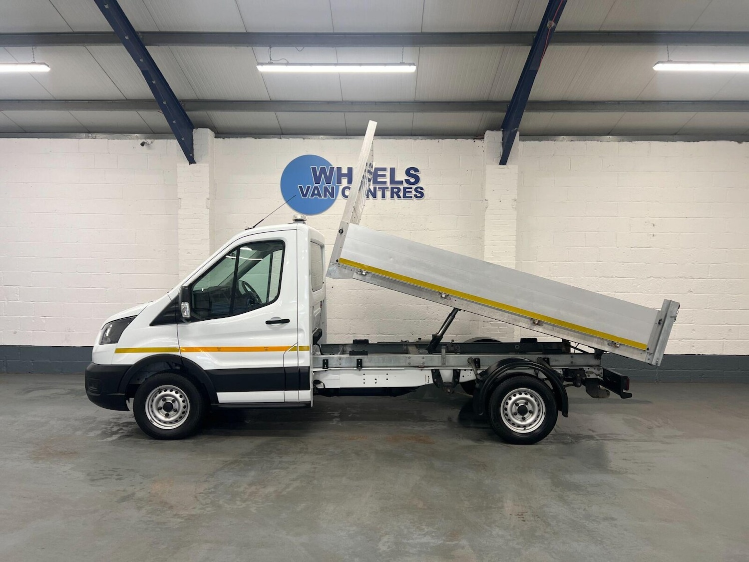 Used Ford Transit 2022 for sale - 76872796: Photo 2