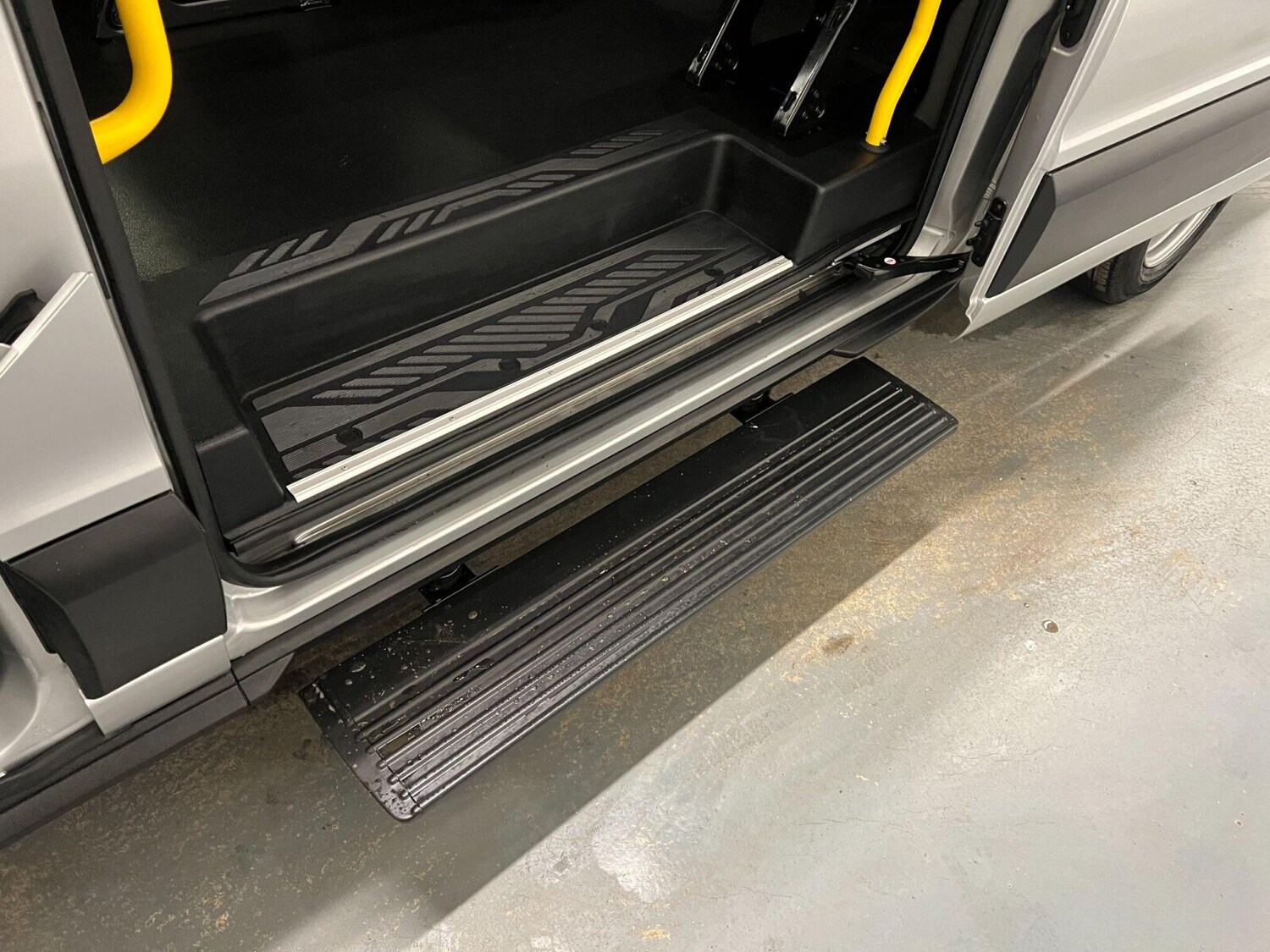 Used Ford Transit 2024 for sale - 76312436: Photo 41