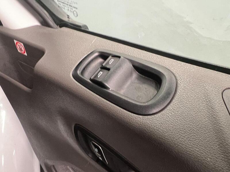 Used Ford Transit 2024 for sale - 76904163: Photo 11