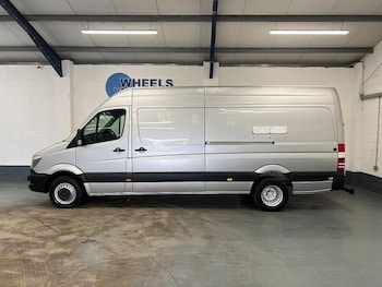 Used Mercedes-Benz Sprinter 2018 for sale - 76906059: Photo