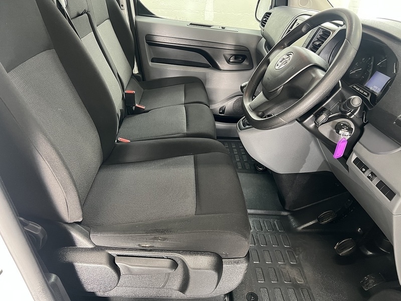 Used Vauxhall Vivaro 2022 for sale - 76904114: Photo 10