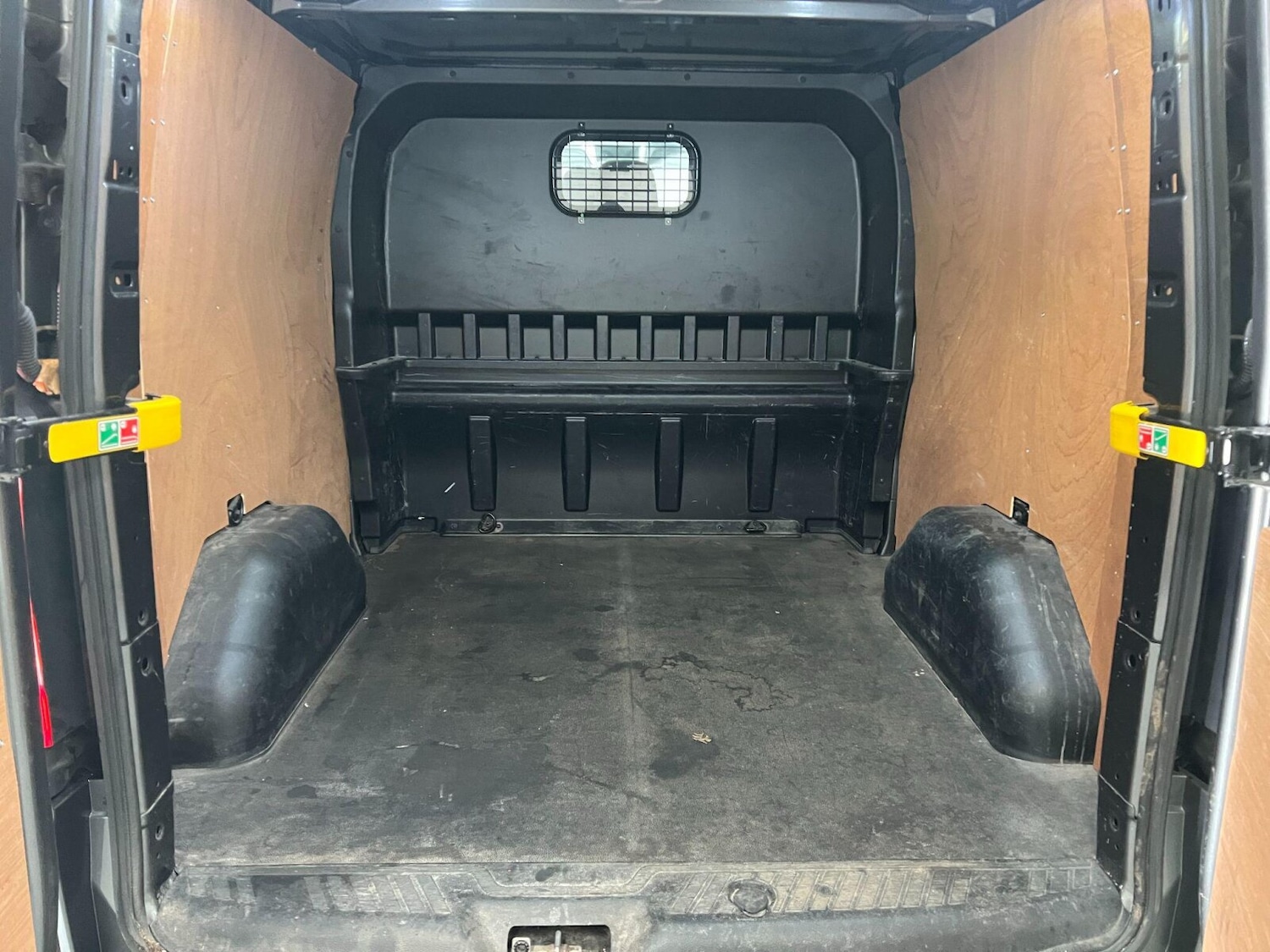 Used Ford Transit Custom 2020 for sale - 76640304: Photo 5