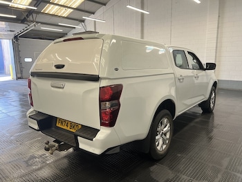Used Isuzu D-Max 2024 for sale - 79370095: Photo