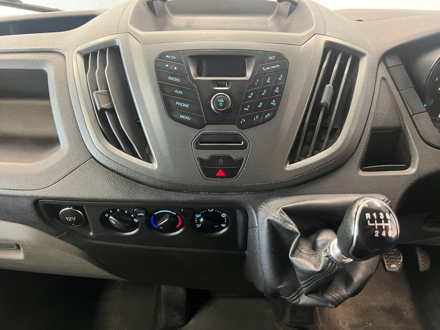 Used Ford Transit 2019 for sale - 76196032: Photo 8