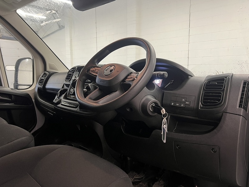 Used Vauxhall Movano 2024 for sale - 77250858: Photo 6