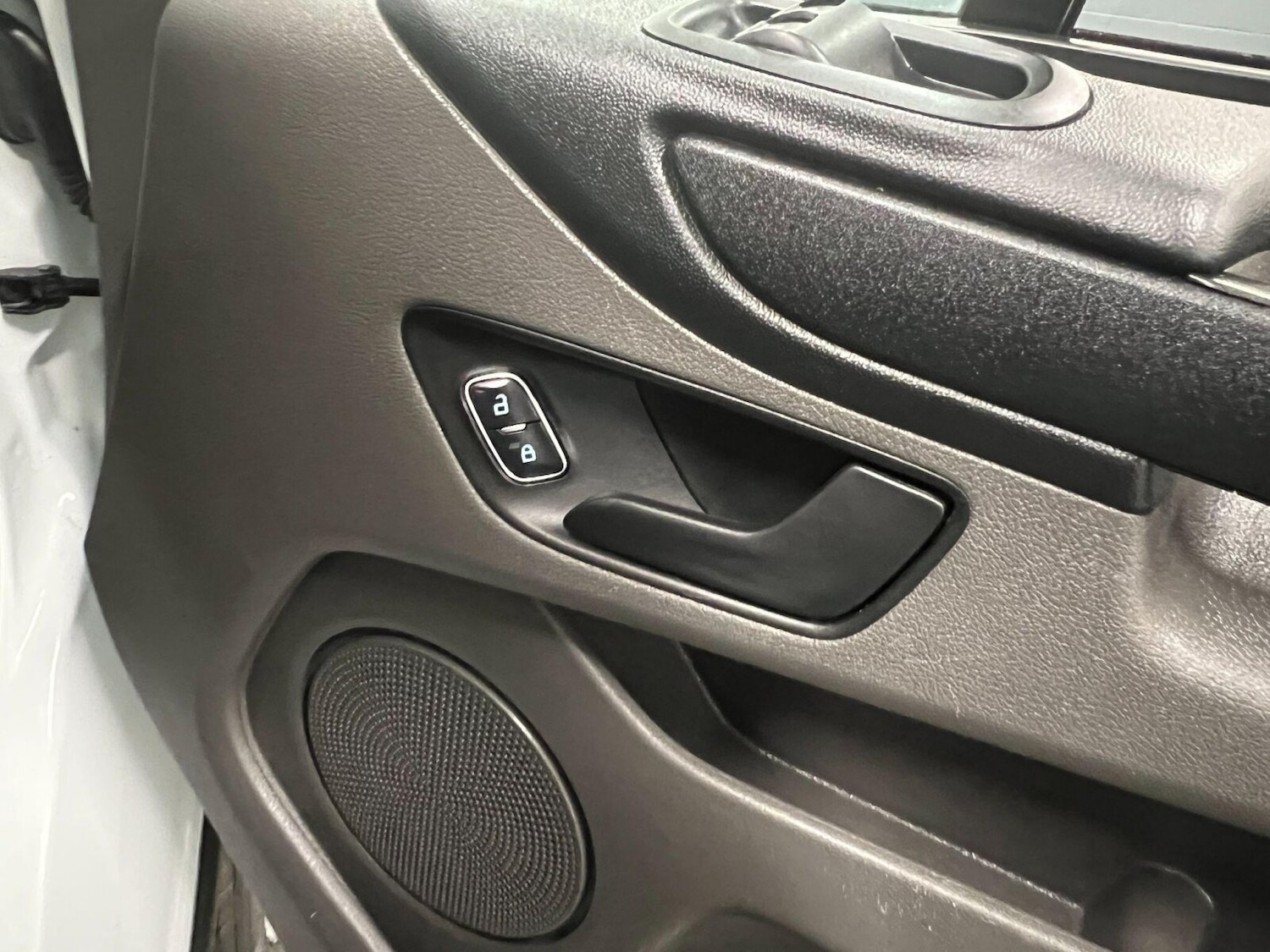 Used Ford Transit Custom 2021 for sale - 76640309: Photo 12