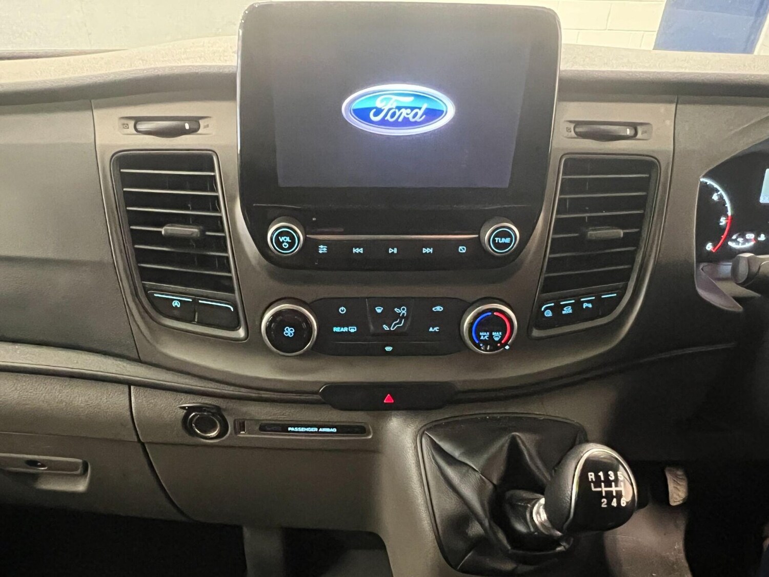 Used Ford Transit Custom 2022 for sale - 76523536: Photo 9