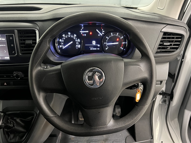 Used Vauxhall Vivaro 2023 for sale - 77502617: Photo 16
