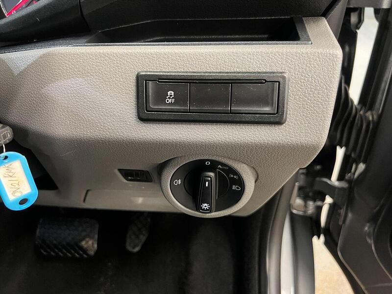 Used Volkswagen Transporter Shuttle 2021 for sale - 76904182: Photo 12