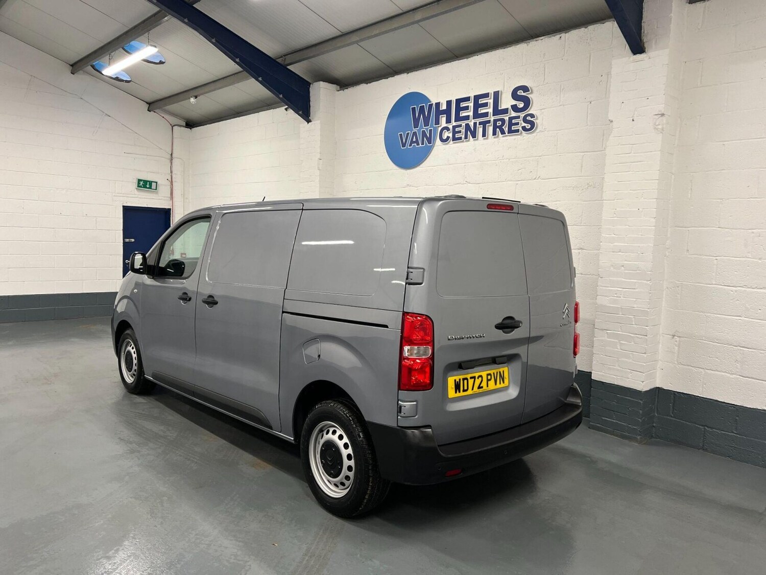 Used Citroen Dispatch 2023 for sale - 76316903: Photo 3