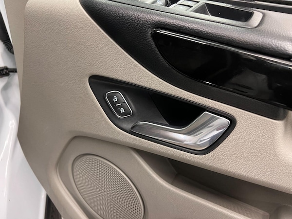 Used Ford Tourneo Custom 2018 for sale - 75775950: Photo 12