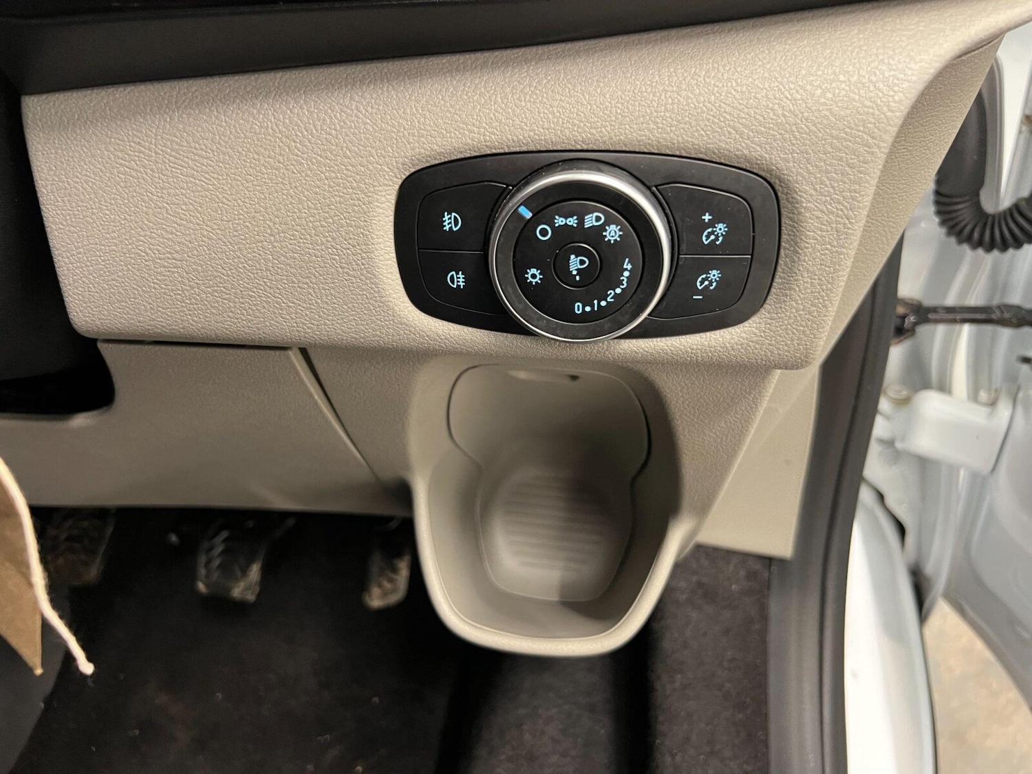 Used Ford Tourneo Custom 2018 for sale - 75775950: Photo 13