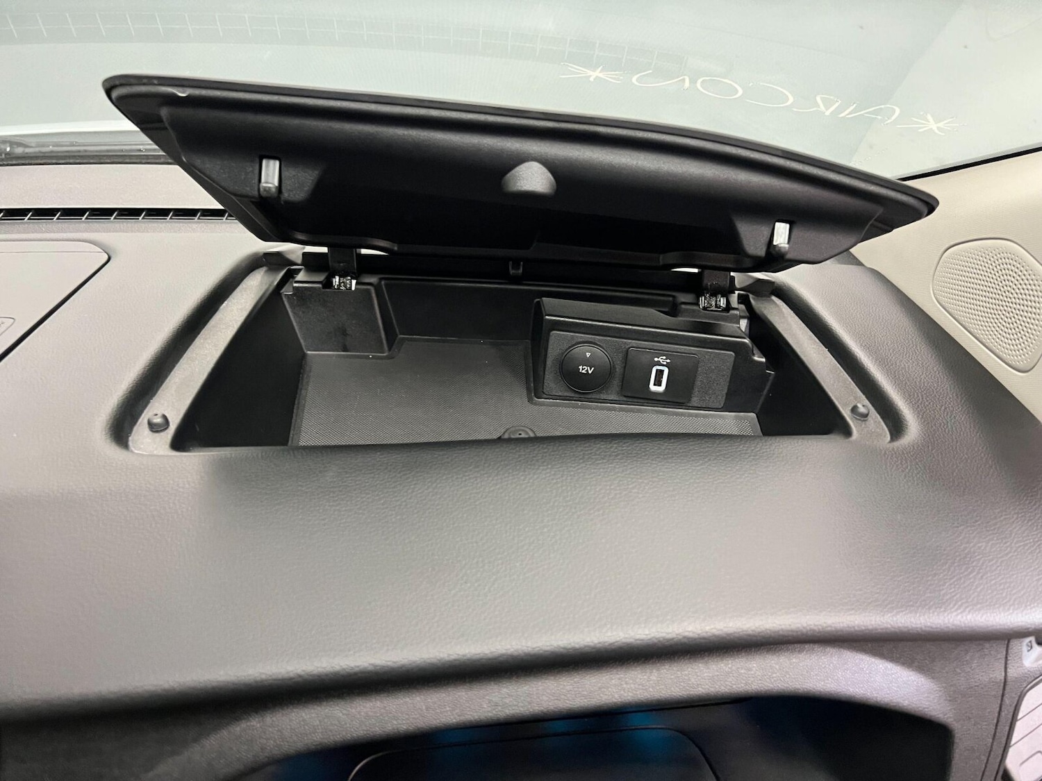 Used Ford Tourneo Custom 2018 for sale - 75775950: Photo 35