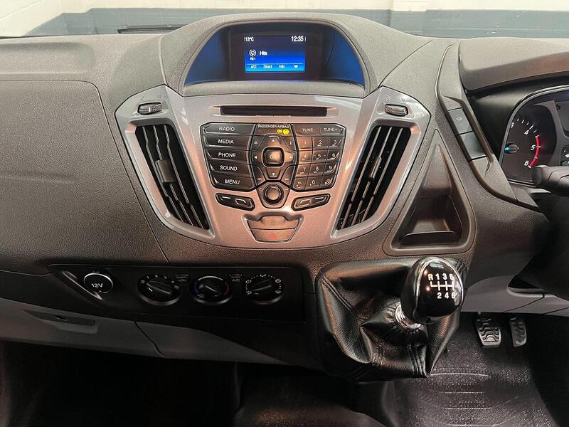 Used Ford Transit Custom 2017 for sale - 76904156: Photo 23