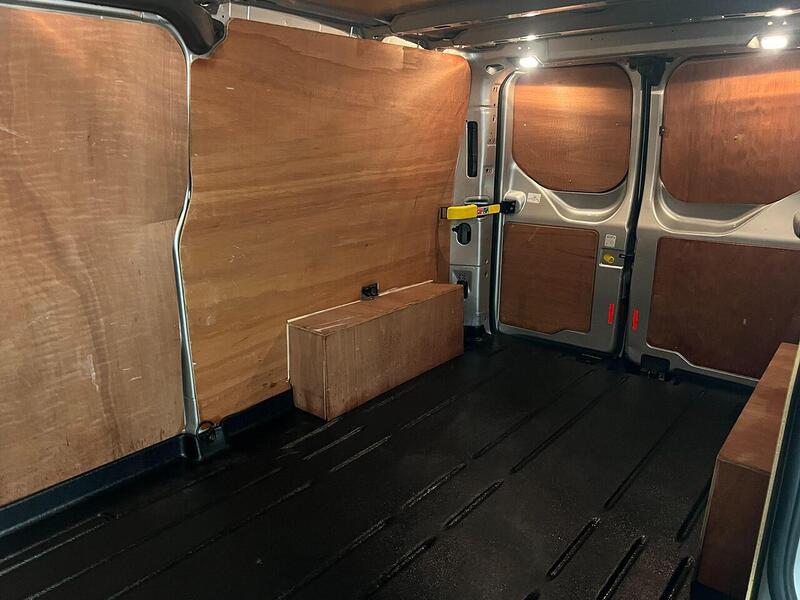 Used Ford Transit Custom 2017 for sale - 76904156: Photo 28