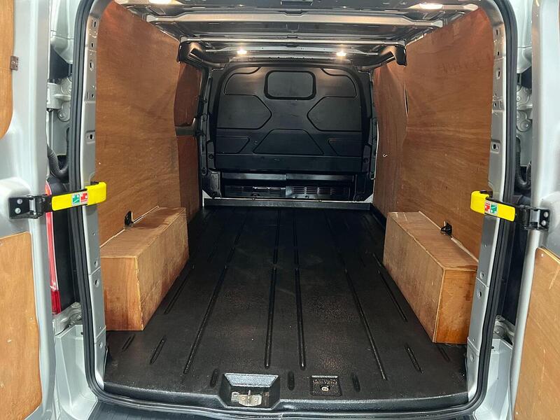 Used Ford Transit Custom 2017 for sale - 76904156: Photo 29