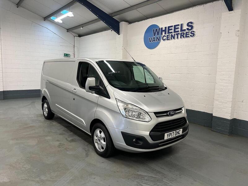 Used Ford Transit Custom 2017 for sale - 76904156: Photo 3