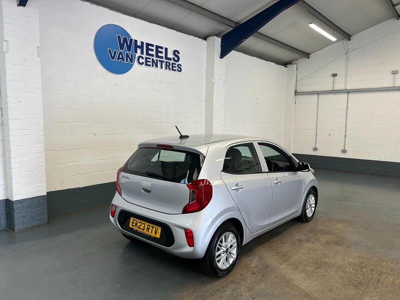 Used Kia Picanto 2023 for sale - 77125724: Photo 8