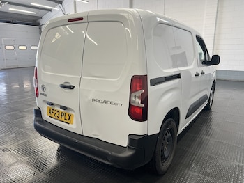 Used Toyota ProAce 2023 for sale - 79210762: Photo
