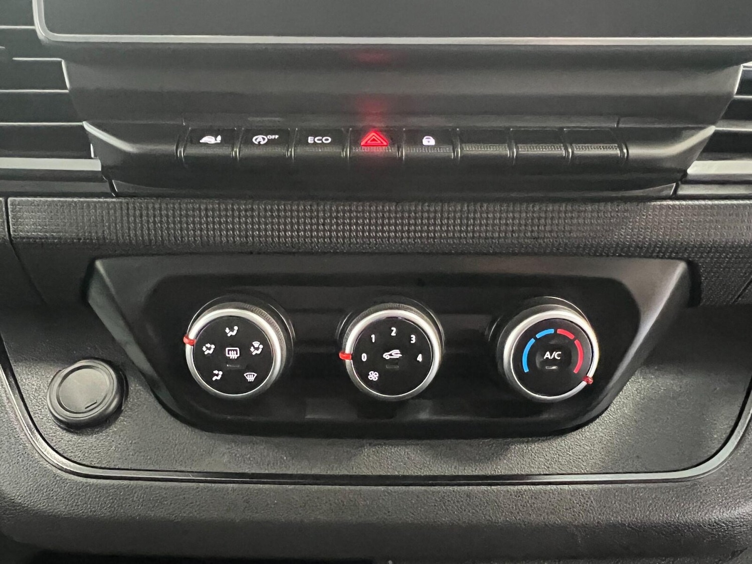 Used Renault Trafic 2023 for sale - 76328221: Photo 16