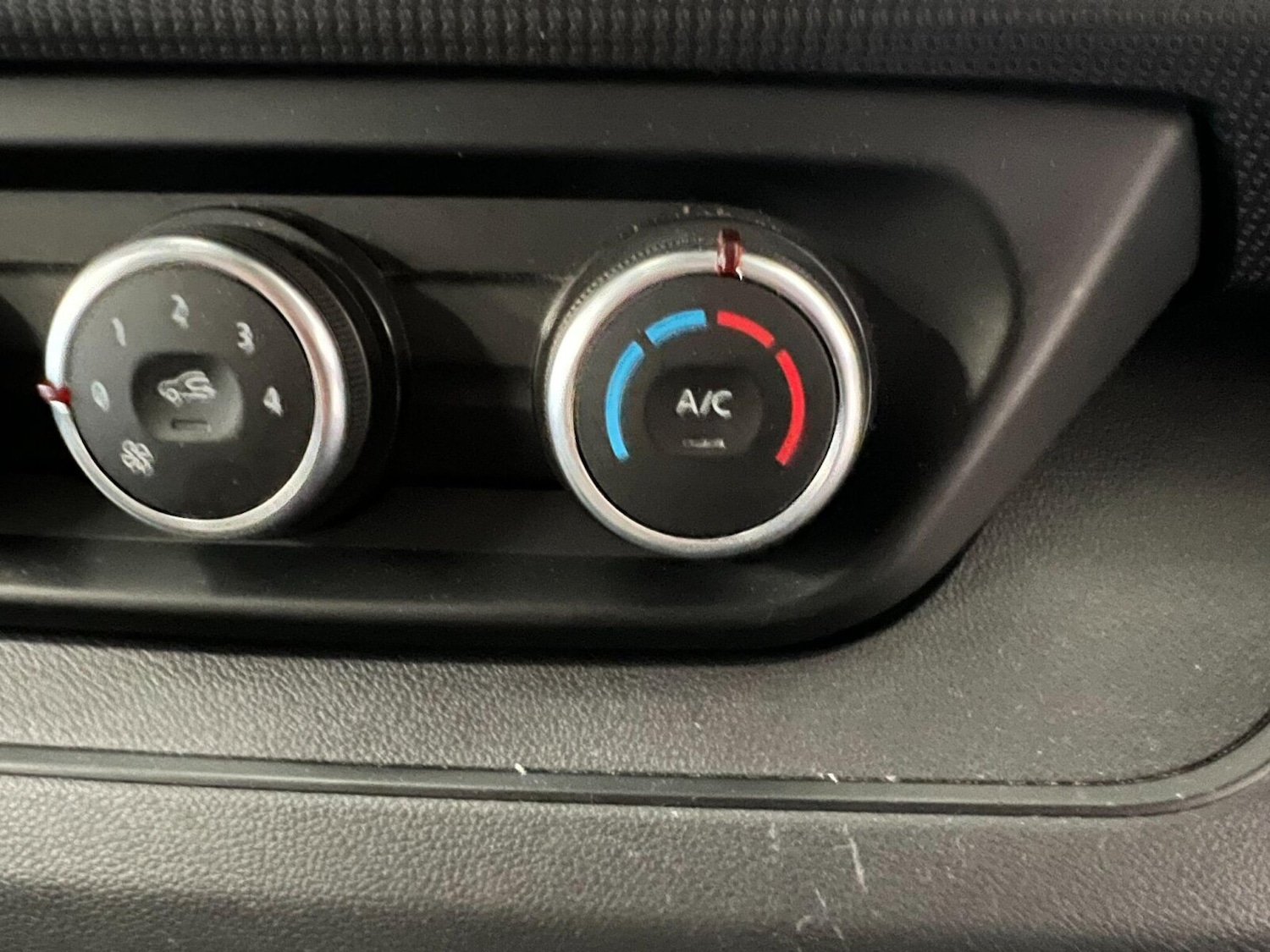 Used Renault Trafic 2023 for sale - 76328221: Photo 9