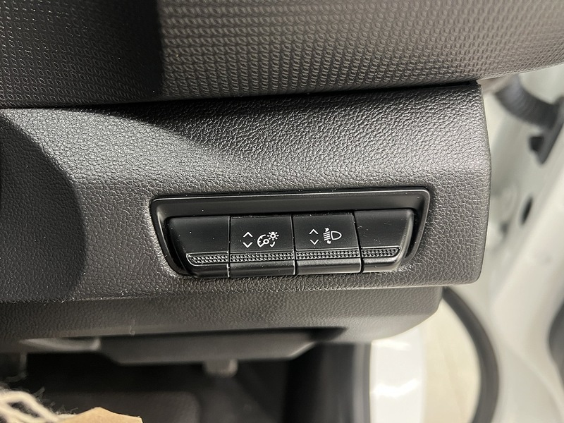 Used Renault Trafic 2023 for sale - 77465232: Photo 18