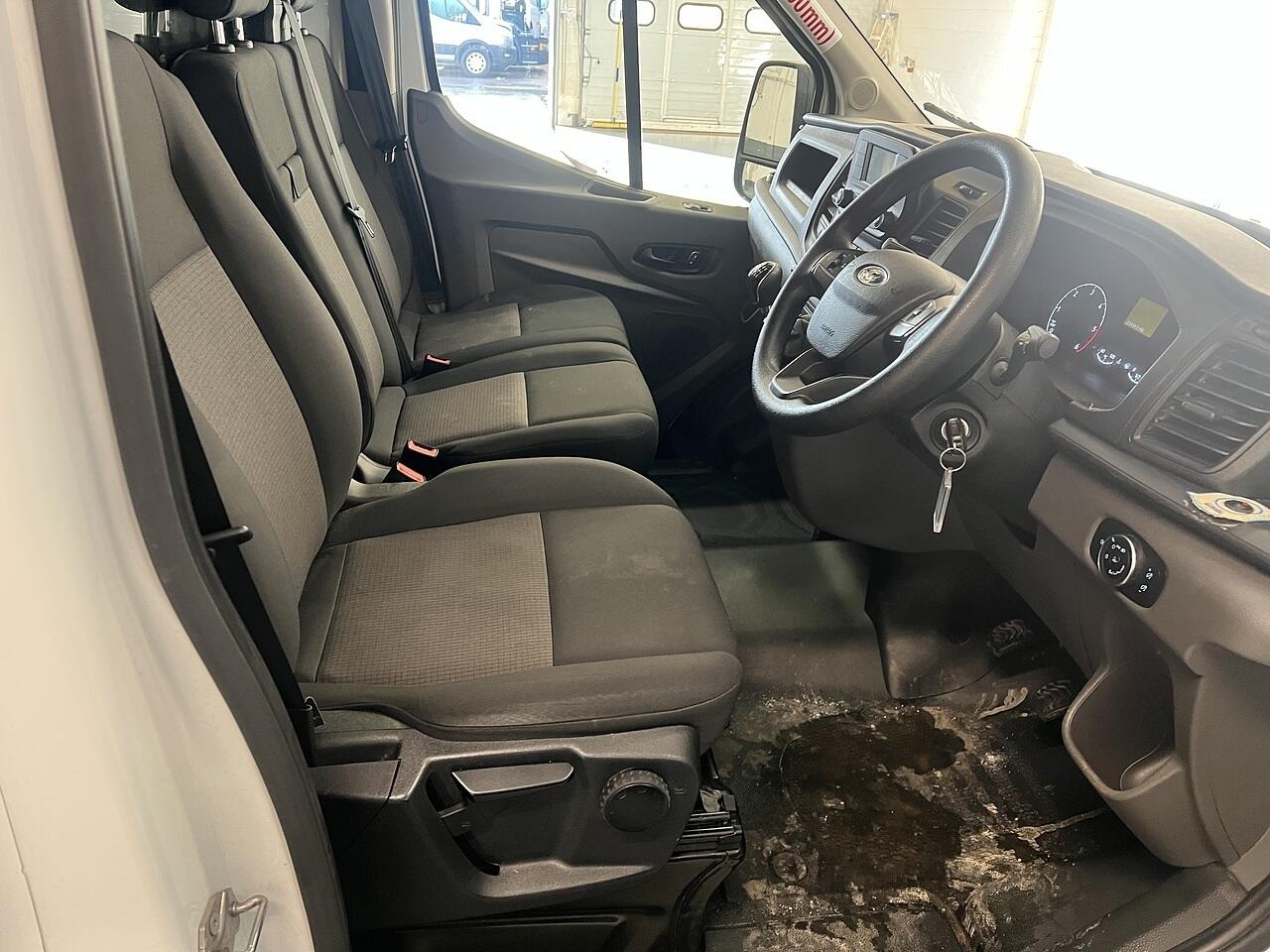 Used Ford Transit 2023 for sale - 76804145: Photo 6