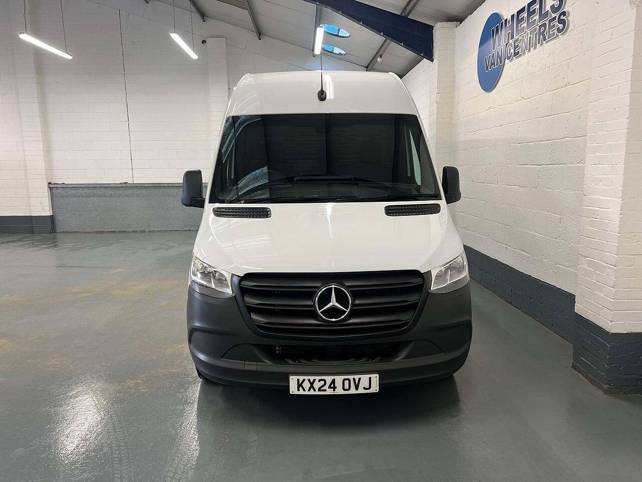 Used Mercedes-Benz Sprinter 2024 for sale - 76660904: Photo 8