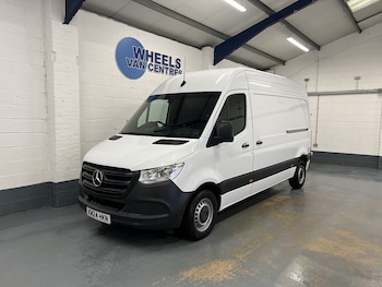 Mercedes-Benz Sprinter feature image