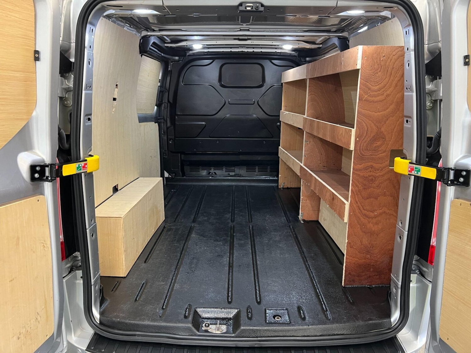 Used Ford Transit Custom 2022 for sale - 76868618: Photo 35