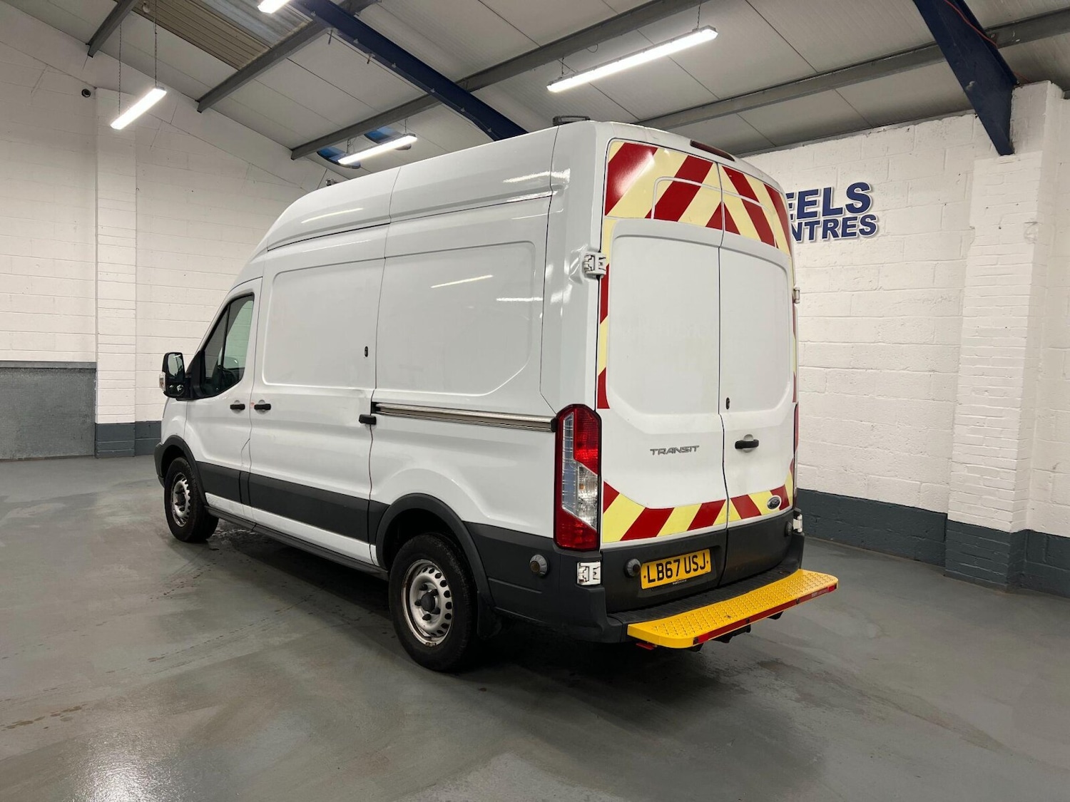 Used Ford Transit 2018 for sale - 76595292: Photo 2