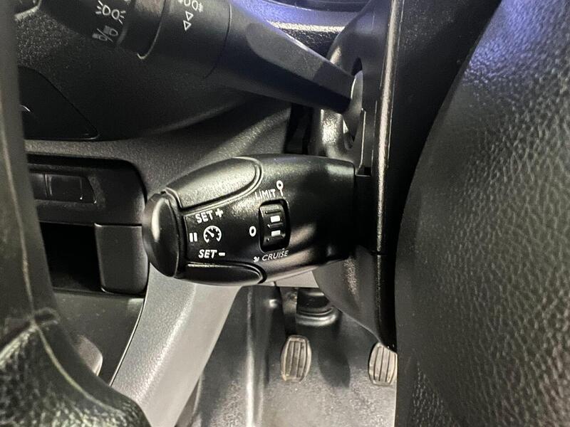 Used Vauxhall Vivaro 2022 for sale - 76904407: Photo 12
