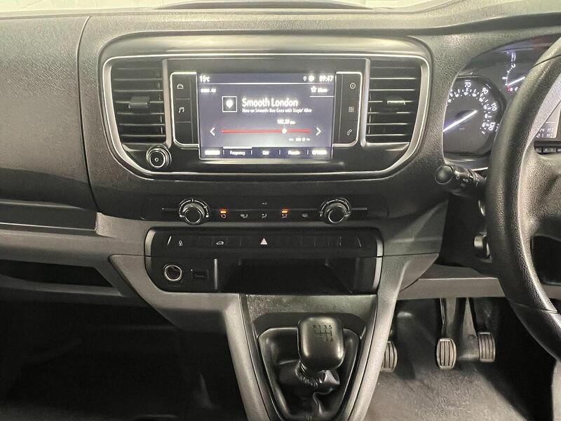 Used Vauxhall Vivaro 2022 for sale - 76904407: Photo 21