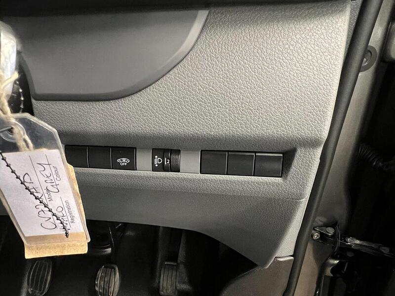 Used Vauxhall Vivaro 2022 for sale - 76904407: Photo 28