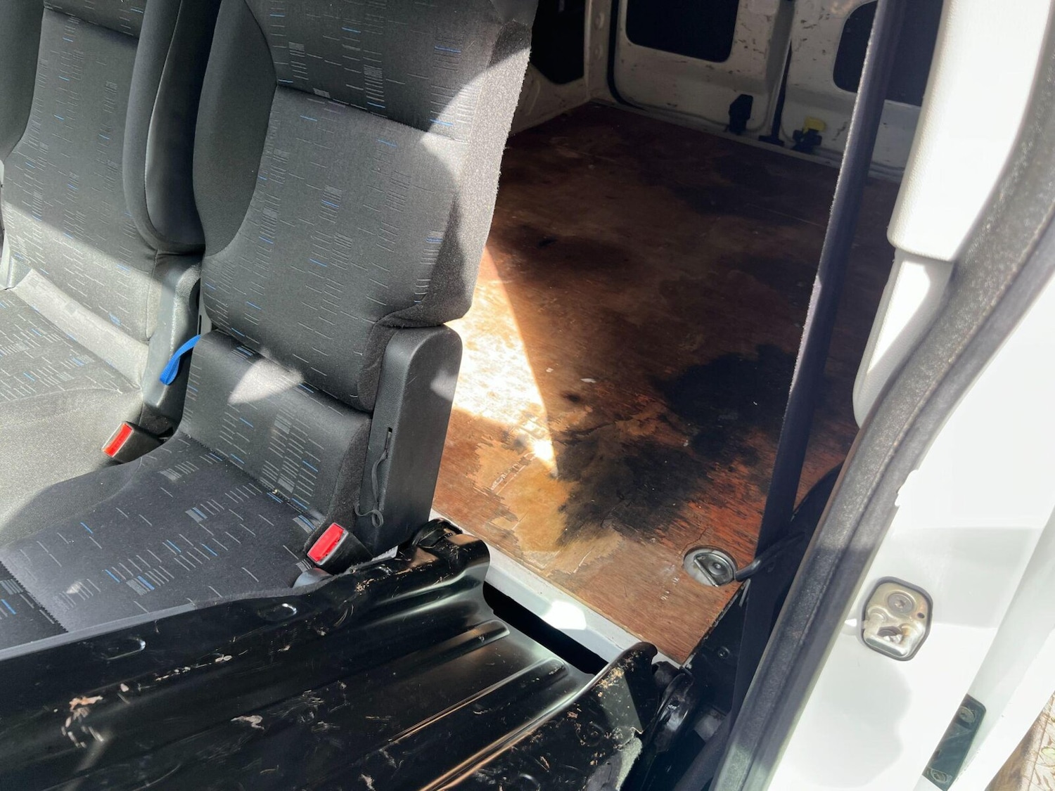 Vehicle 28