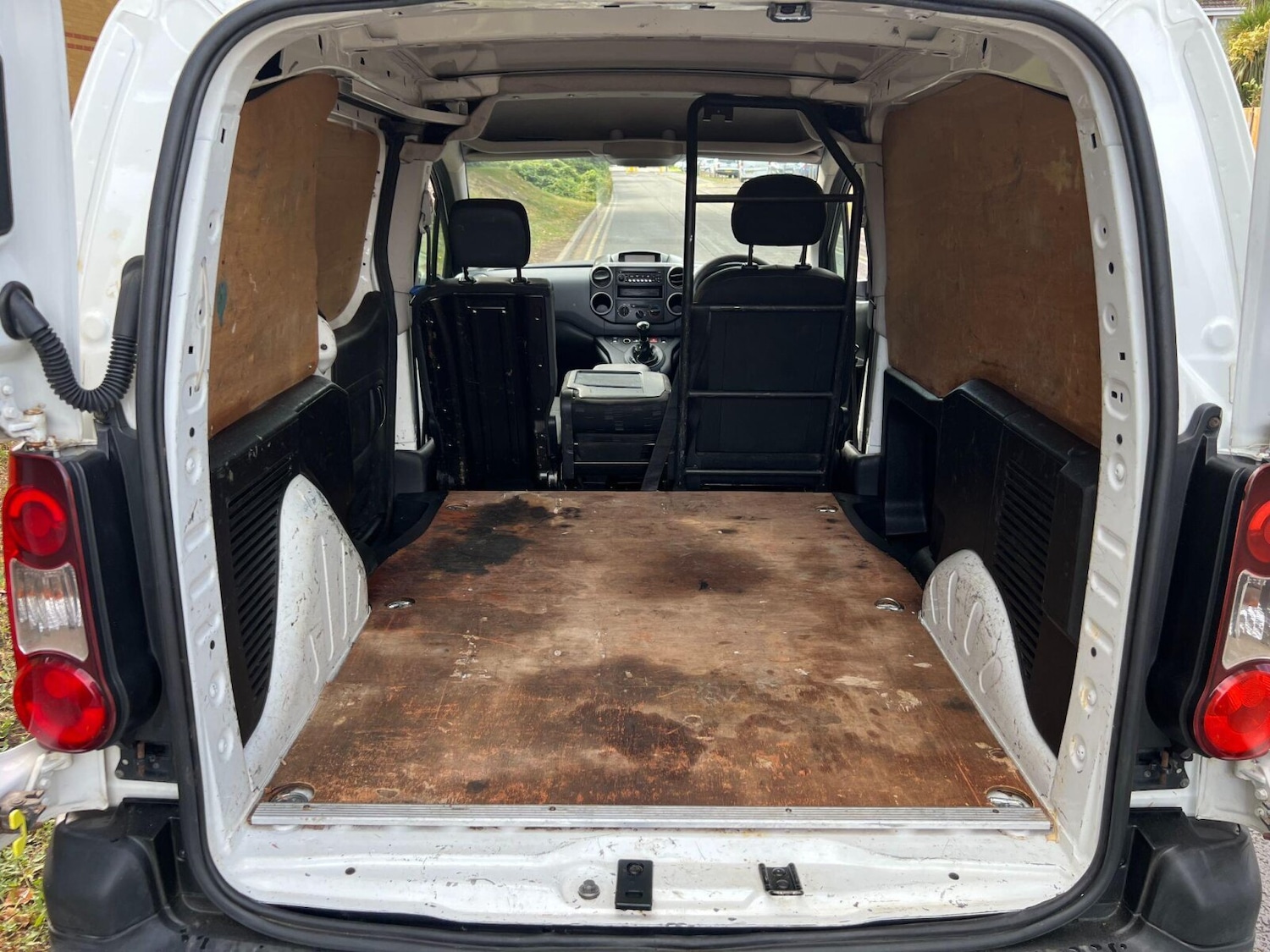 Vehicle 32