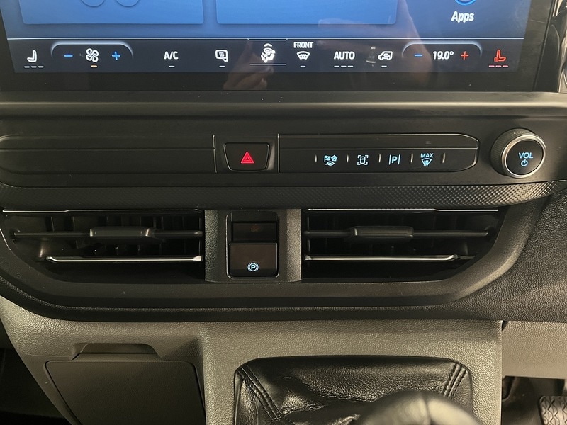 Used Ford Transit Custom 2024 for sale - 77543628: Photo 24