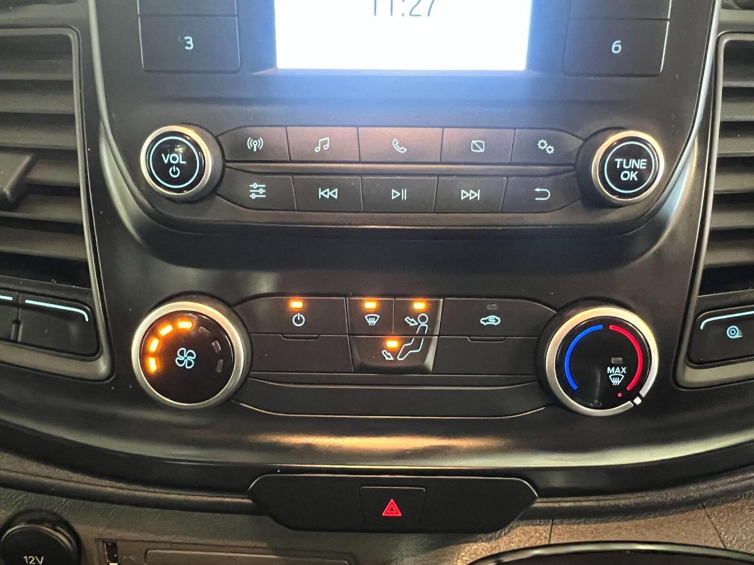 Used Ford Transit 2024 for sale - 76289850: Photo 32