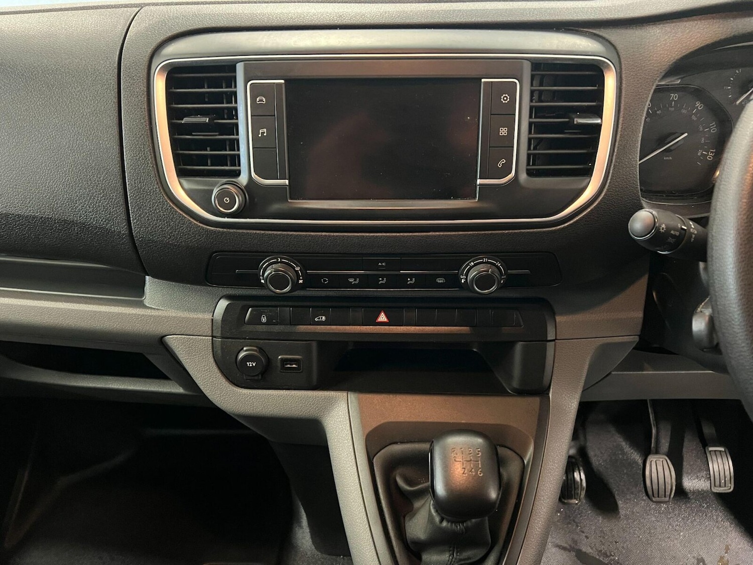 Used Vauxhall Vivaro 2023 for sale - 76328128: Photo 8