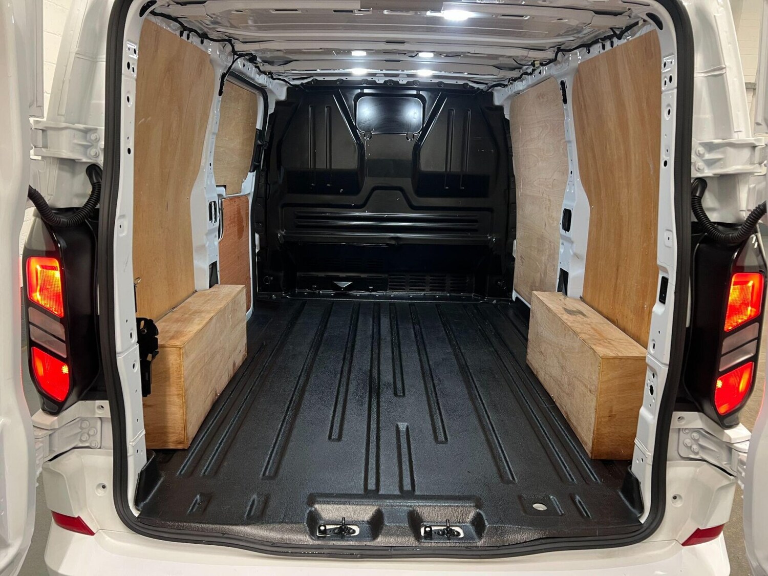 Used Ford Transit Custom 2024 for sale - 76154598: Photo 28