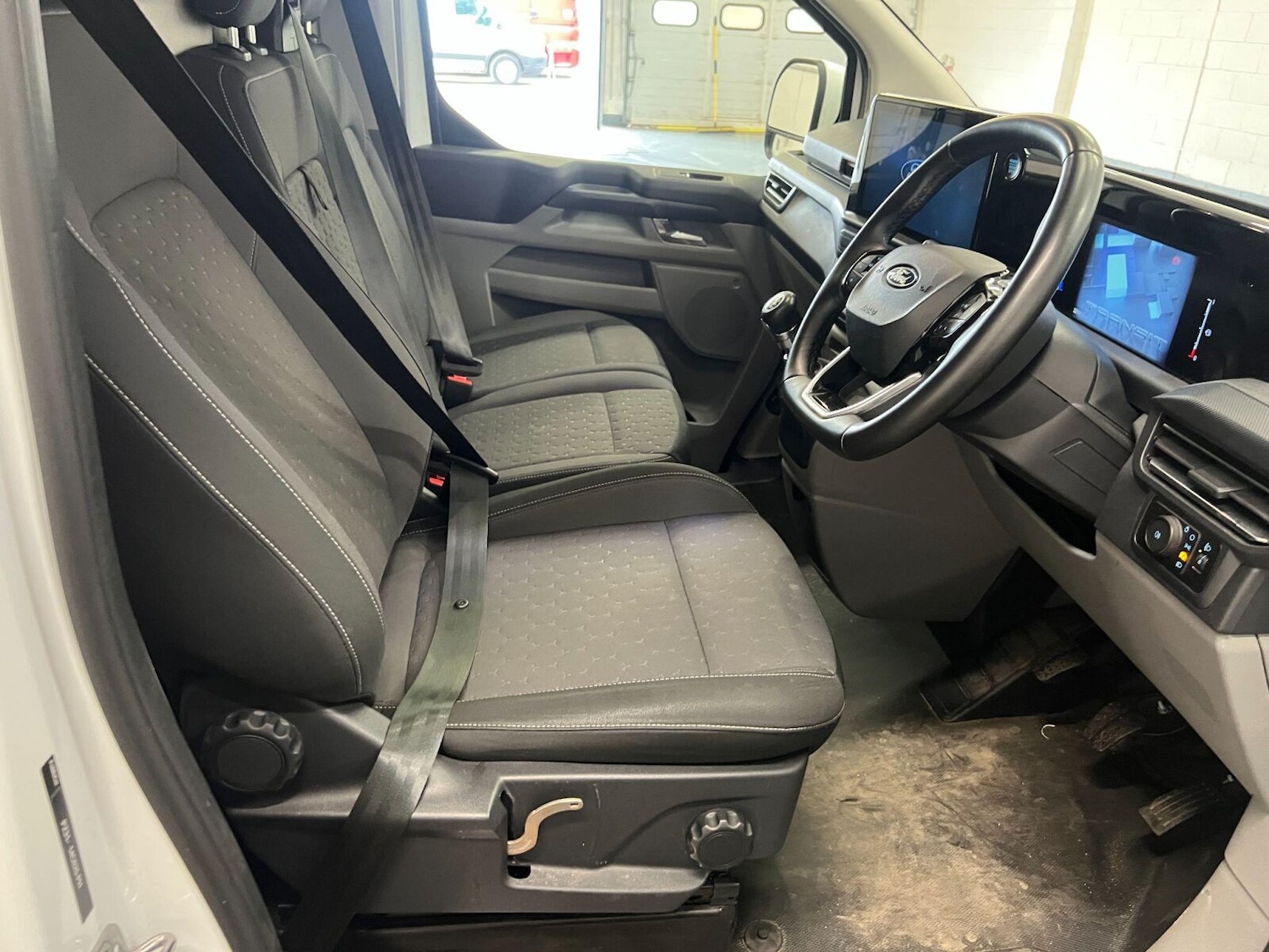 Used Ford Transit Custom 2024 for sale - 76154598: Photo 6