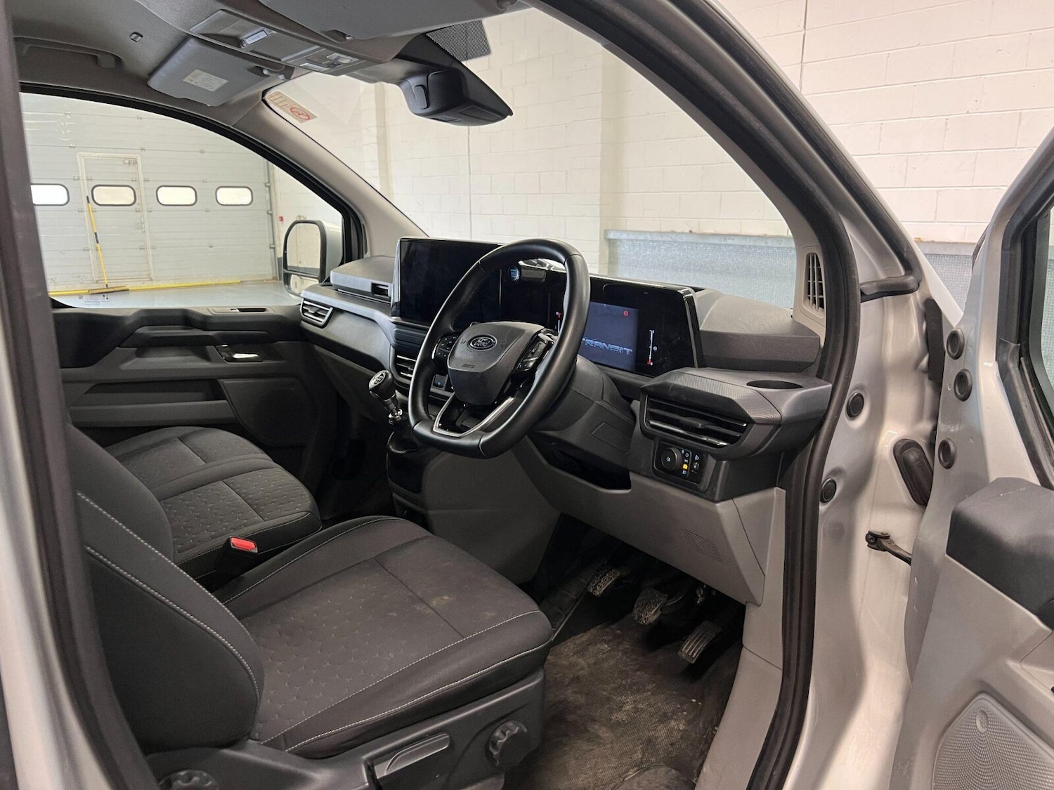Used Ford Transit Custom 2024 for sale - 76154896: Photo 5