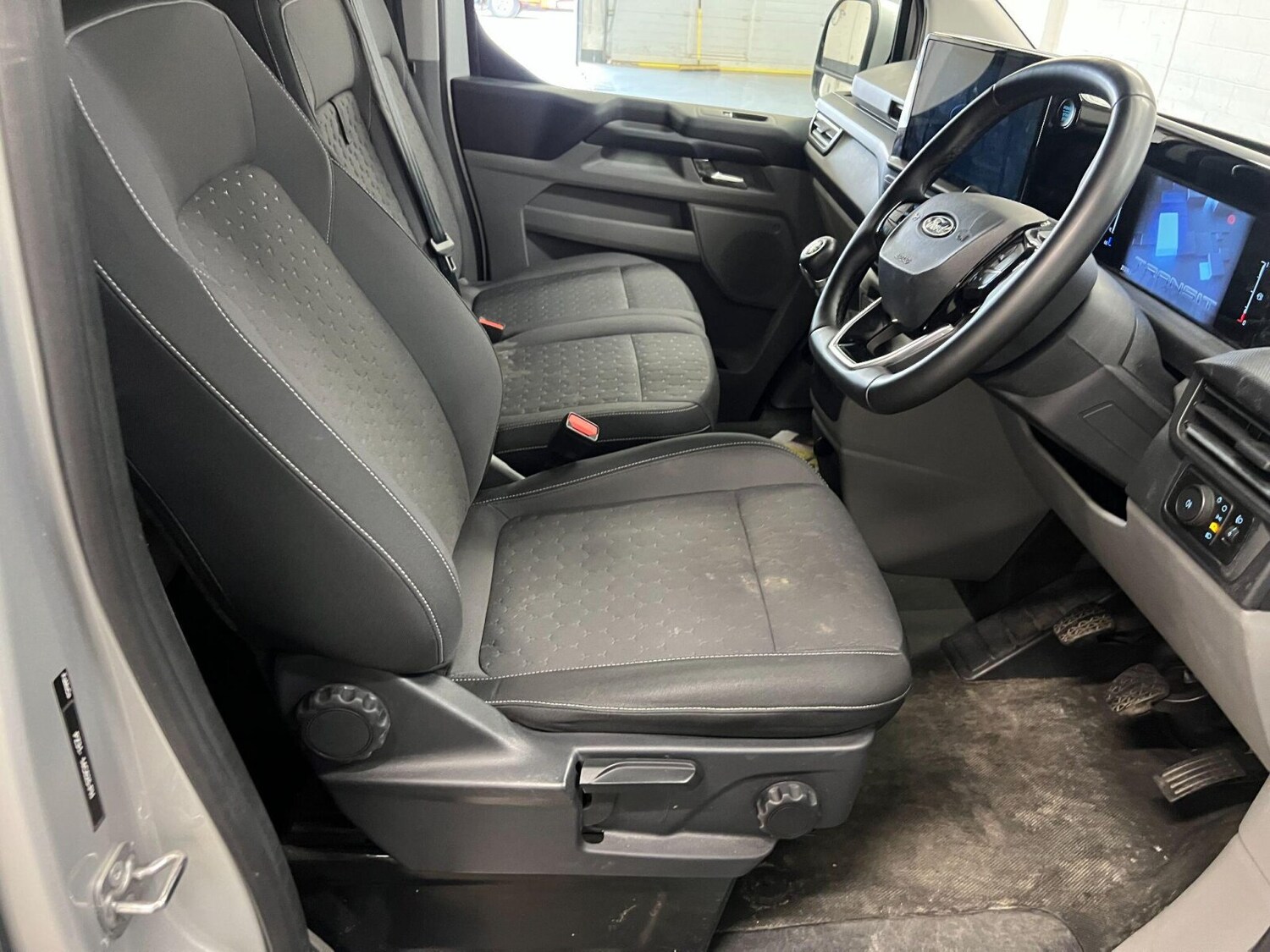 Used Ford Transit Custom 2024 for sale - 76154896: Photo 6