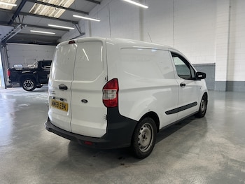 Used Ford Transit Courier 2020 for sale - 77227861: Photo