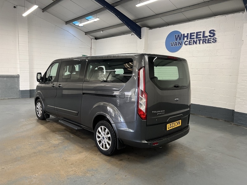 Used Ford Tourneo Custom 2023 for sale - 77003305: Photo 2