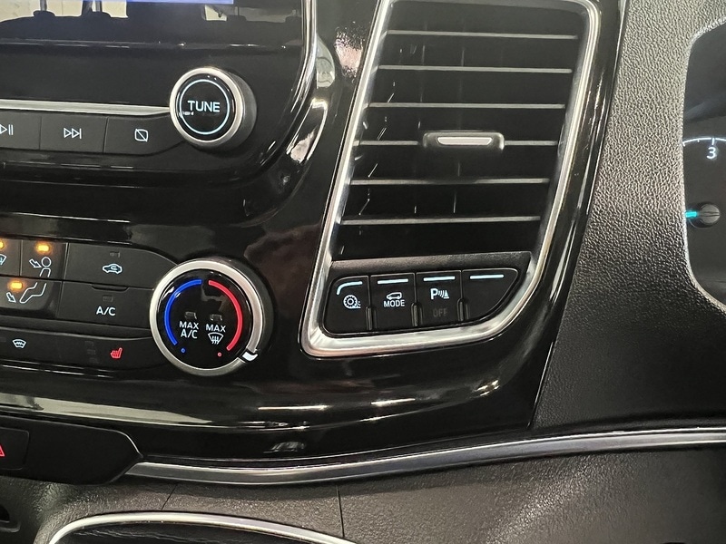 Used Ford Tourneo Custom 2023 for sale - 77003305: Photo 26