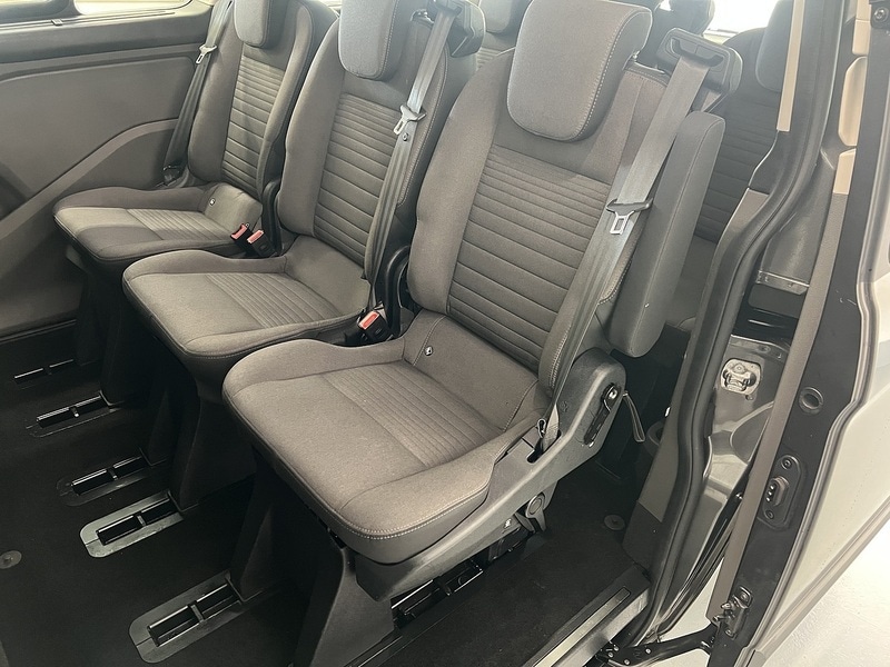 Used Ford Tourneo Custom 2023 for sale - 77003305: Photo 38