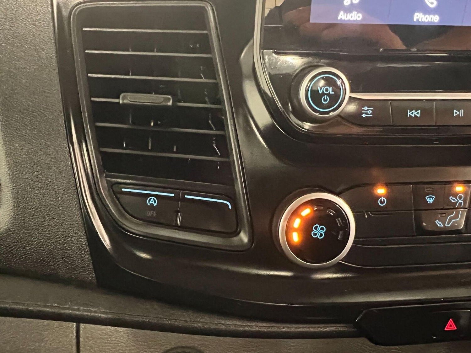 Used Ford Transit 2022 for sale - 76871242: Photo 19